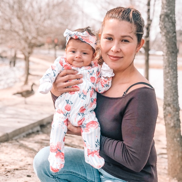 Meet your Posher, Reina - Picture 2 of 2